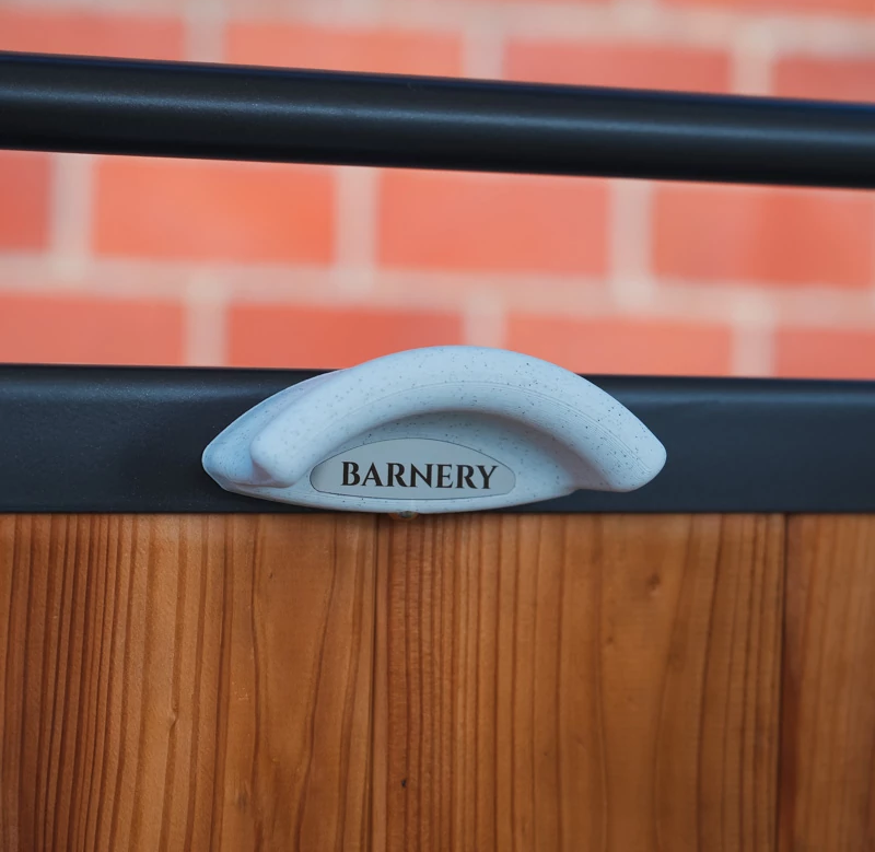 Barnery Magnetic Bridle Holder