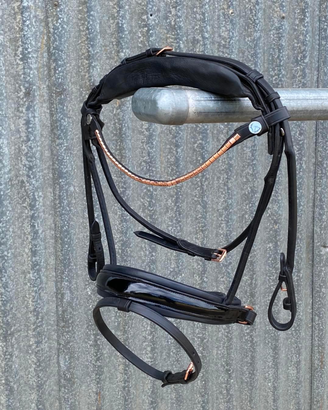 Finesse Outlet: Cob Size Cassidy Snaffle ROSE GOLD Set