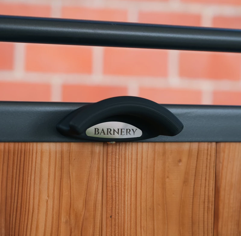 Barnery Magnetic Bridle Holder