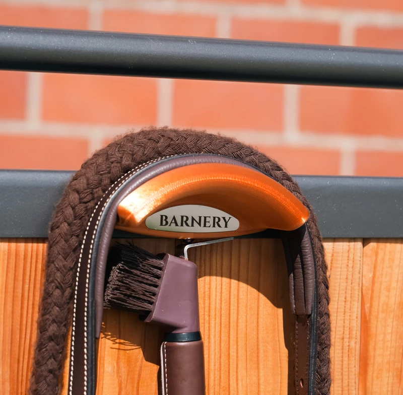 Barnery Magnetic Bridle Holder