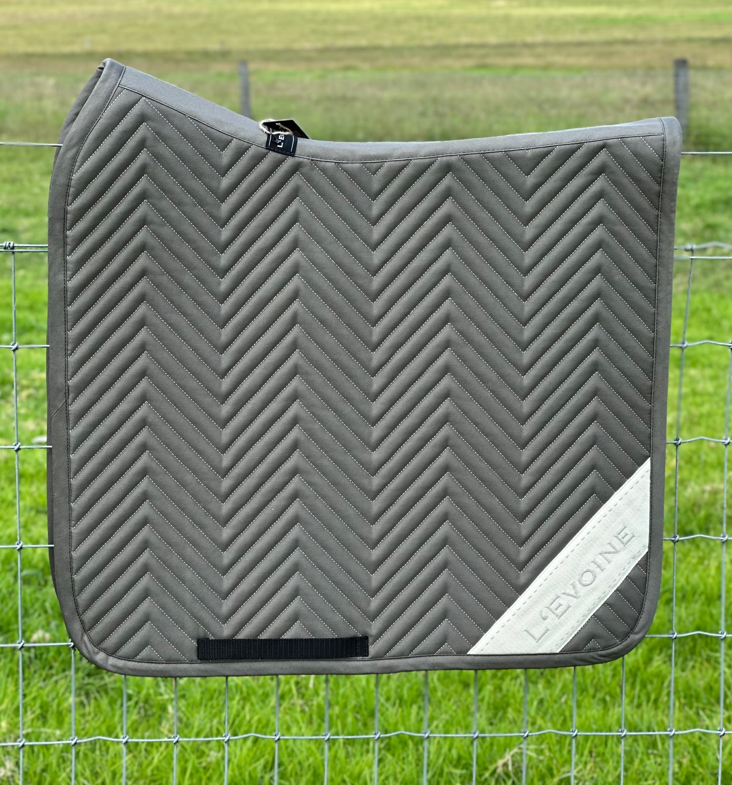 L'evoine Dressage Saddle Pad Grey Cotton with Logo La Raie