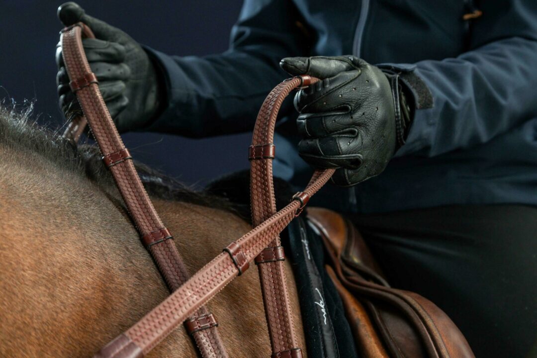 Dy'on Collection Rubber Reins 1/2" with 7 Leather Loops