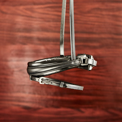 Finesse Snaffle Bridle Cayenne | Black Leather with Silver Clincher Browband FLAT Leather