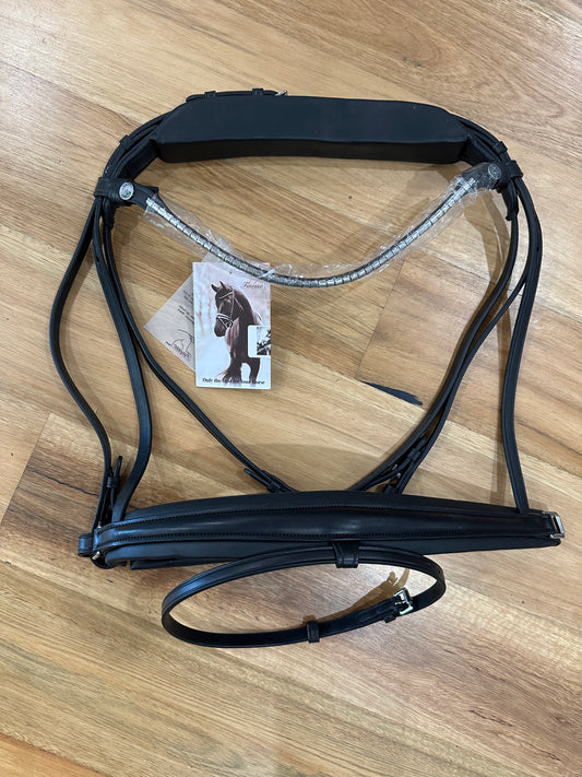 Finesse Outlet - FULL Cayenne Flat Leather with Matte Black/Black Padding