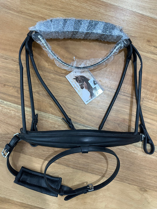 Finesse Outlet: Cob Size Cassidy Snaffle Matte Black/Black Padding
