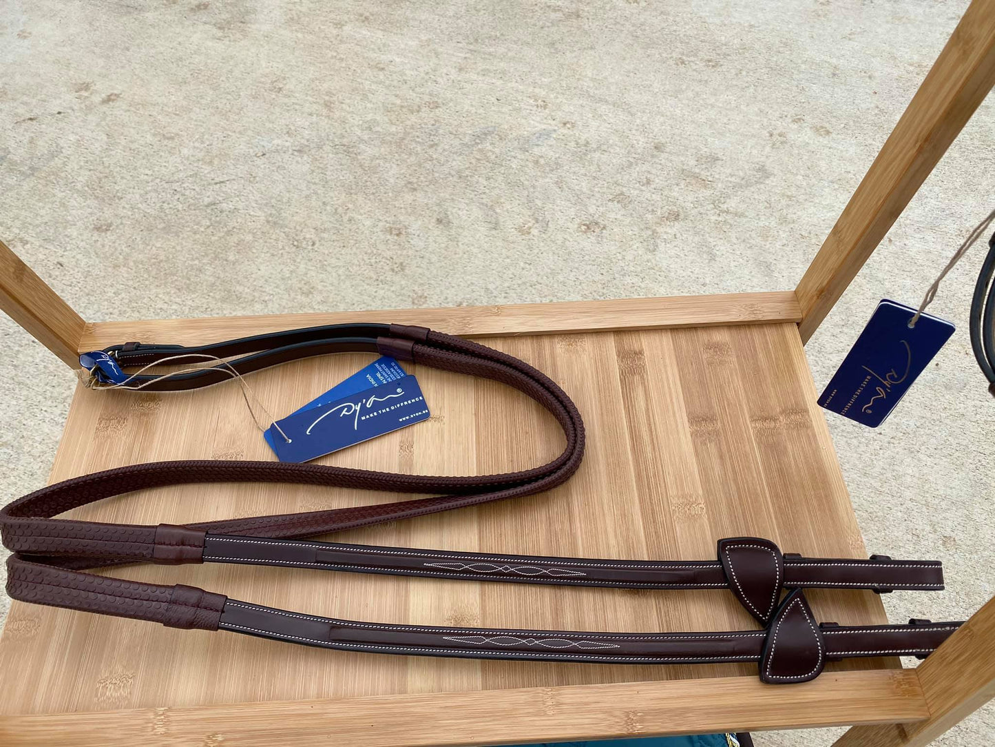 Dy'on Collection Rubber Reins